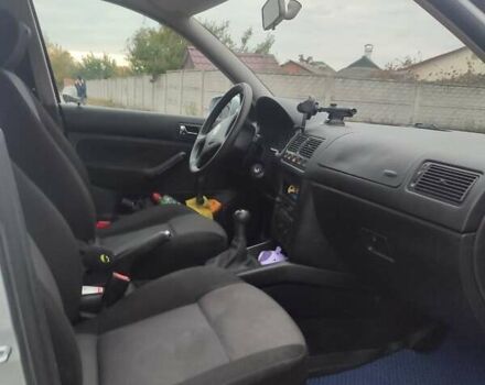 Фольксваген Гольф 2001 у Вінниці на Automoto.ua Сірий Фольксваген Гольф, об'ємом двигуна 1.39 л та пробігом 207 тис. км за 4000 $, фото 14 на Automoto.ua