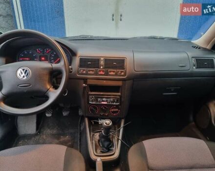 Сірий Фольксваген Гольф, об'ємом двигуна 1.39 л та пробігом 217 тис. км за 3900 $, фото 10 на Automoto.ua