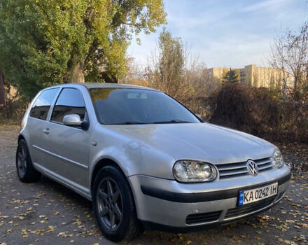 Серый Фольксваген Гольф, объемом двигателя 1.9 л и пробегом 320 тыс. км за 3750 $, фото 3 на Automoto.ua