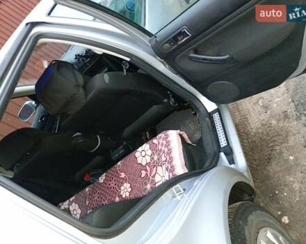 Серый Фольксваген Гольф, объемом двигателя 1.39 л и пробегом 299 тыс. км за 4500 $, фото 12 на Automoto.ua