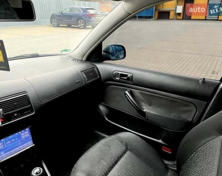 Фольксваген Гольф 2001 в Хмельницком на Automoto.ua Серый Фольксваген Гольф, объемом двигателя 1.6 л и пробегом 249 тыс. км за 4500 $, фото 18 на Automoto.ua