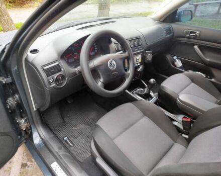 Серый Фольксваген Гольф, объемом двигателя 1.4 л и пробегом 178 тыс. км за 4000 $, фото 4 на Automoto.ua