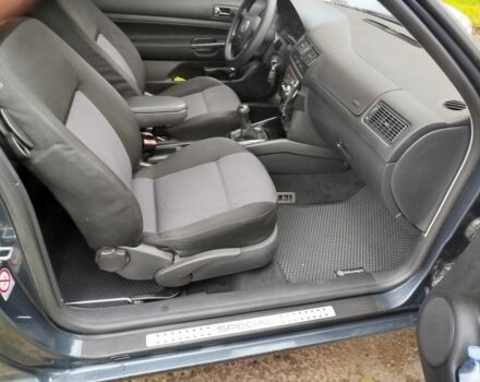 Серый Фольксваген Гольф, объемом двигателя 1.4 л и пробегом 178 тыс. км за 4000 $, фото 3 на Automoto.ua