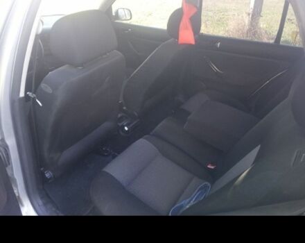 Серый Фольксваген Гольф, объемом двигателя 1.6 л и пробегом 250 тыс. км за 4100 $, фото 2 на Automoto.ua