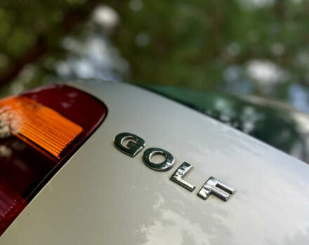 Сірий Фольксваген Гольф, об'ємом двигуна 1.6 л та пробігом 200 тис. км за 4399 $, фото 18 на Automoto.ua