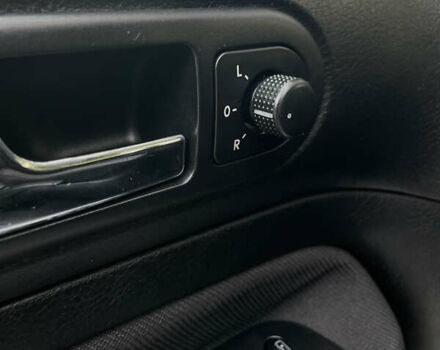 Сірий Фольксваген Гольф, об'ємом двигуна 1.6 л та пробігом 200 тис. км за 4399 $, фото 45 на Automoto.ua