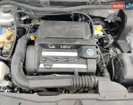 Серый Фольксваген Гольф, объемом двигателя 1.39 л и пробегом 225 тыс. км за 3999 $, фото 32 на Automoto.ua