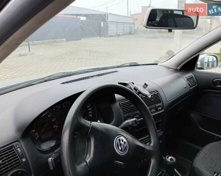 Сірий Фольксваген Гольф, об'ємом двигуна 1.6 л та пробігом 276 тис. км за 3299 $, фото 6 на Automoto.ua