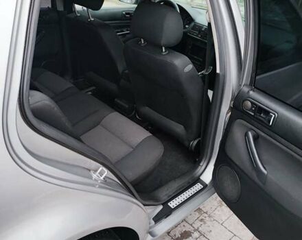 Серый Фольксваген Гольф, объемом двигателя 1.6 л и пробегом 266 тыс. км за 4700 $, фото 3 на Automoto.ua