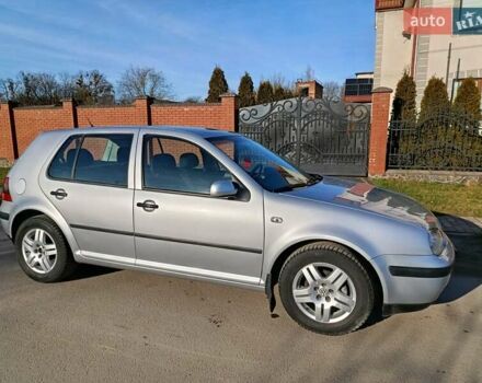 Серый Фольксваген Гольф, объемом двигателя 1.39 л и пробегом 238 тыс. км за 4150 $, фото 5 на Automoto.ua