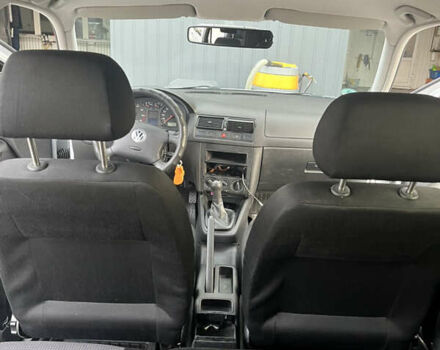 Серый Фольксваген Гольф, объемом двигателя 1.39 л и пробегом 250 тыс. км за 3999 $, фото 1 на Automoto.ua