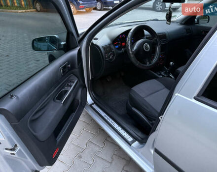 Серый Фольксваген Гольф, объемом двигателя 1.39 л и пробегом 190 тыс. км за 4000 $, фото 4 на Automoto.ua