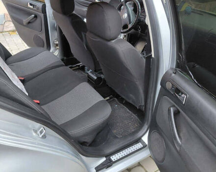 Серый Фольксваген Гольф, объемом двигателя 1.39 л и пробегом 287 тыс. км за 3500 $, фото 8 на Automoto.ua