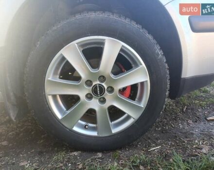 Серый Фольксваген Гольф, объемом двигателя 1.6 л и пробегом 177 тыс. км за 5000 $, фото 17 на Automoto.ua