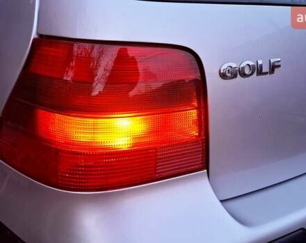 Серый Фольксваген Гольф, объемом двигателя 1.6 л и пробегом 194 тыс. км за 4800 $, фото 16 на Automoto.ua