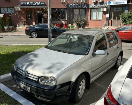 Серый Фольксваген Гольф, объемом двигателя 1.6 л и пробегом 200 тыс. км за 3300 $, фото 1 на Automoto.ua