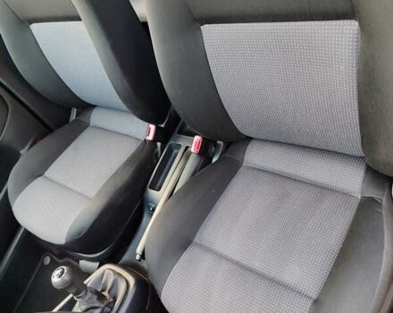 Сірий Фольксваген Гольф, об'ємом двигуна 1.39 л та пробігом 96 тис. км за 4600 $, фото 23 на Automoto.ua