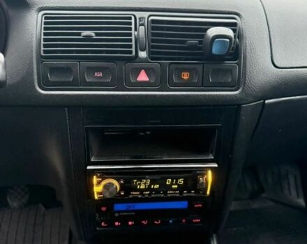 Серый Фольксваген Гольф, объемом двигателя 1.9 л и пробегом 260 тыс. км за 1000 $, фото 6 на Automoto.ua