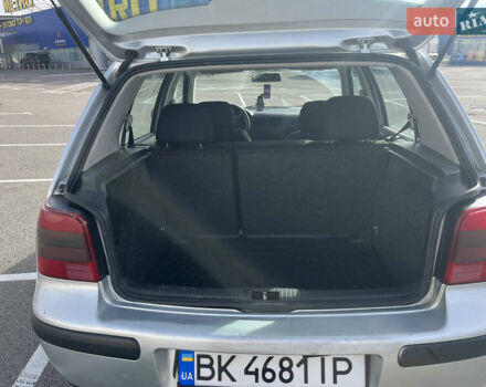 Сірий Фольксваген Гольф, об'ємом двигуна 1.39 л та пробігом 250 тис. км за 3950 $, фото 9 на Automoto.ua