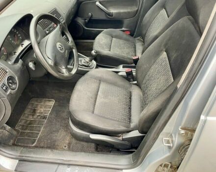 Серый Фольксваген Гольф, объемом двигателя 1.4 л и пробегом 292 тыс. км за 1650 $, фото 6 на Automoto.ua