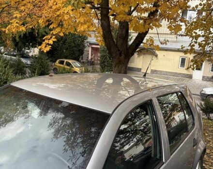 Серый Фольксваген Гольф, объемом двигателя 1.6 л и пробегом 112 тыс. км за 3500 $, фото 4 на Automoto.ua