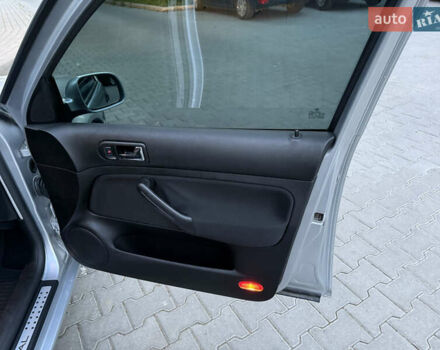 Серый Фольксваген Гольф, объемом двигателя 1.39 л и пробегом 190 тыс. км за 4000 $, фото 10 на Automoto.ua