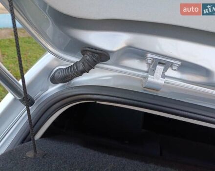 Серый Фольксваген Гольф, объемом двигателя 1.6 л и пробегом 177 тыс. км за 5000 $, фото 31 на Automoto.ua