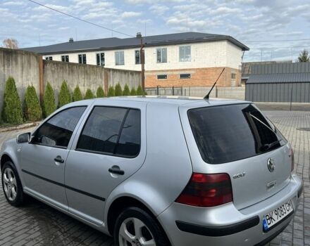 Серый Фольксваген Гольф, объемом двигателя 1.9 л и пробегом 318 тыс. км за 4200 $, фото 3 на Automoto.ua