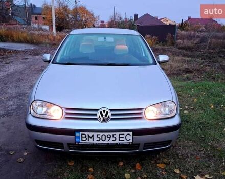 Серый Фольксваген Гольф, объемом двигателя 1.6 л и пробегом 194 тыс. км за 4800 $, фото 2 на Automoto.ua