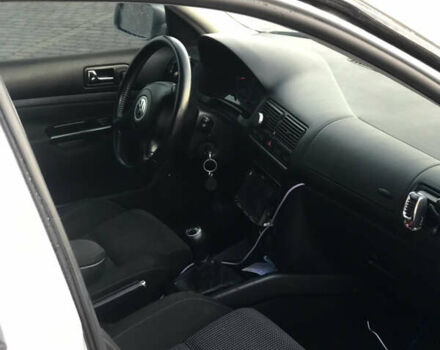 Серый Фольксваген Гольф, объемом двигателя 1.6 л и пробегом 240 тыс. км за 4599 $, фото 16 на Automoto.ua