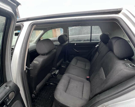 Серый Фольксваген Гольф, объемом двигателя 1.6 л и пробегом 299 тыс. км за 3850 $, фото 8 на Automoto.ua