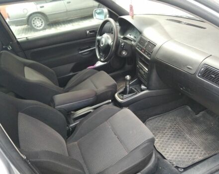 Серый Фольксваген Гольф, объемом двигателя 0 л и пробегом 320 тыс. км за 2800 $, фото 5 на Automoto.ua