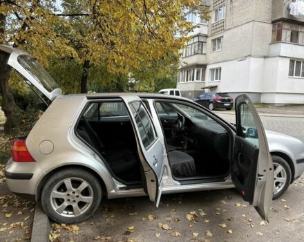Серый Фольксваген Гольф, объемом двигателя 1.6 л и пробегом 112 тыс. км за 3500 $, фото 7 на Automoto.ua