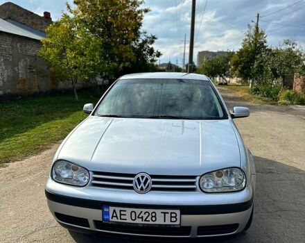 Серый Фольксваген Гольф, объемом двигателя 1.4 л и пробегом 250 тыс. км за 4299 $, фото 1 на Automoto.ua