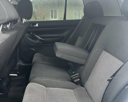 Серый Фольксваген Гольф, объемом двигателя 1.6 л и пробегом 219 тыс. км за 4500 $, фото 16 на Automoto.ua