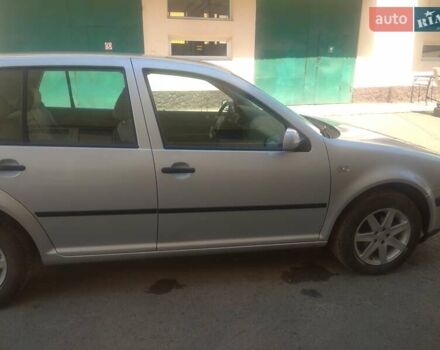 Сірий Фольксваген Гольф, об'ємом двигуна 1.6 л та пробігом 235 тис. км за 4555 $, фото 4 на Automoto.ua