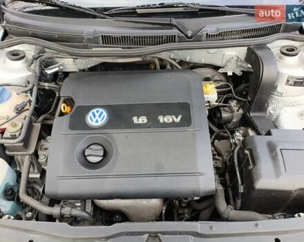 Серый Фольксваген Гольф, объемом двигателя 1.6 л и пробегом 177 тыс. км за 5000 $, фото 24 на Automoto.ua