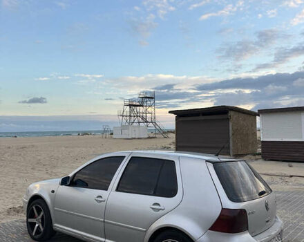 Серый Фольксваген Гольф, объемом двигателя 1.6 л и пробегом 300 тыс. км за 3800 $, фото 20 на Automoto.ua