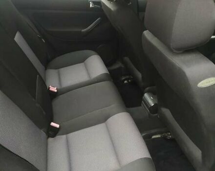 Сірий Фольксваген Гольф, об'ємом двигуна 1.39 л та пробігом 167 тис. км за 3500 $, фото 1 на Automoto.ua