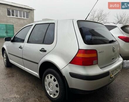 Серый Фольксваген Гольф, объемом двигателя 1.39 л и пробегом 183 тыс. км за 3750 $, фото 7 на Automoto.ua