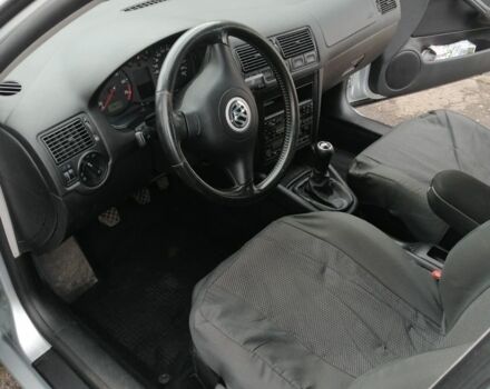 Серый Фольксваген Гольф, объемом двигателя 1.6 л и пробегом 238 тыс. км за 4043 $, фото 4 на Automoto.ua