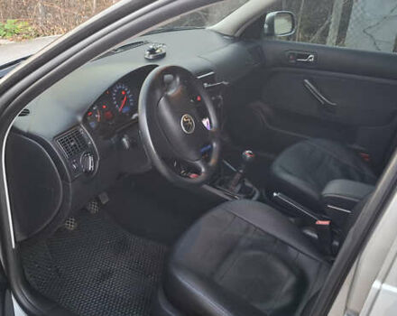 Сірий Фольксваген Гольф, об'ємом двигуна 1.6 л та пробігом 251 тис. км за 5300 $, фото 6 на Automoto.ua