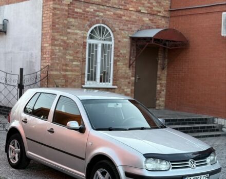 Серый Фольксваген Гольф, объемом двигателя 1.6 л и пробегом 242 тыс. км за 3600 $, фото 2 на Automoto.ua