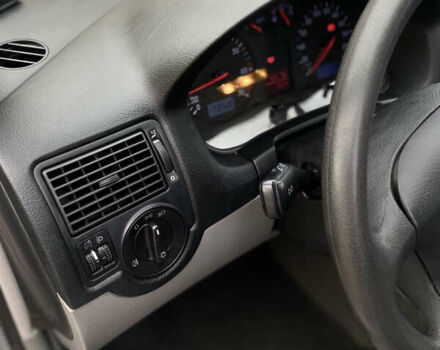 Серый Фольксваген Гольф, объемом двигателя 1.39 л и пробегом 201 тыс. км за 3699 $, фото 8 на Automoto.ua