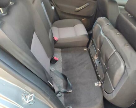 Сірий Фольксваген Гольф, об'ємом двигуна 1.39 л та пробігом 96 тис. км за 4600 $, фото 38 на Automoto.ua