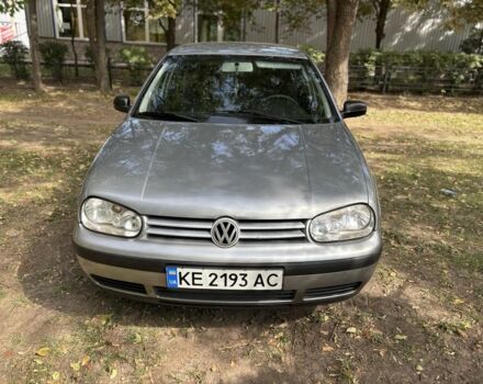 Серый Фольксваген Гольф, объемом двигателя 1.4 л и пробегом 215 тыс. км за 3750 $, фото 7 на Automoto.ua