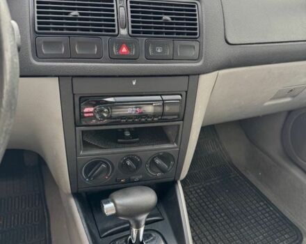 Серый Фольксваген Гольф, объемом двигателя 1.9 л и пробегом 275 тыс. км за 1190 $, фото 7 на Automoto.ua