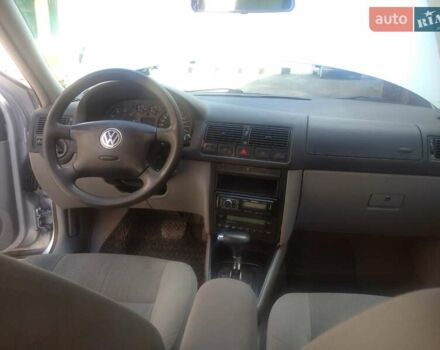 Сірий Фольксваген Гольф, об'ємом двигуна 1.6 л та пробігом 235 тис. км за 4555 $, фото 11 на Automoto.ua