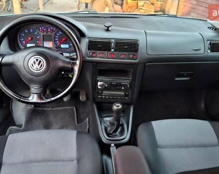 Серый Фольксваген Гольф, объемом двигателя 1.6 л и пробегом 194 тыс. км за 4800 $, фото 31 на Automoto.ua