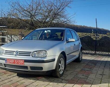 Серый Фольксваген Гольф, объемом двигателя 1.6 л и пробегом 208 тыс. км за 4850 $, фото 1 на Automoto.ua